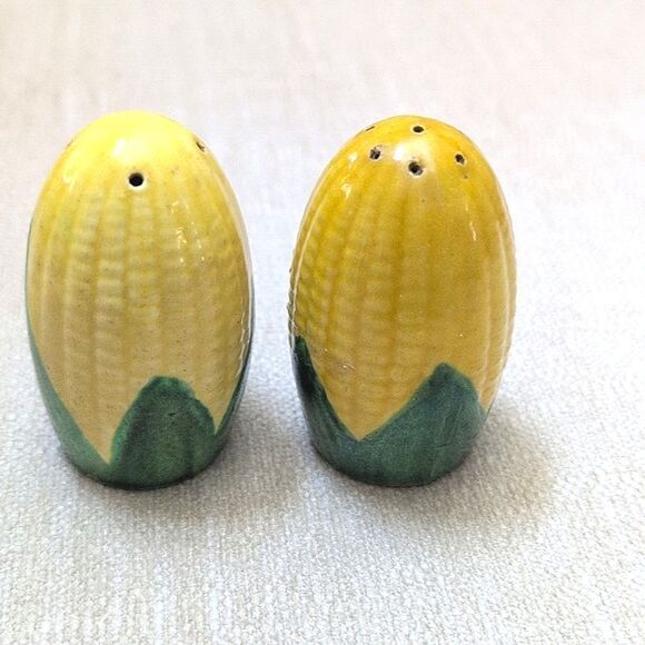 Vintage MCM Corn On The Cob Salt and Pepper Shakers - Picture 2 of 8